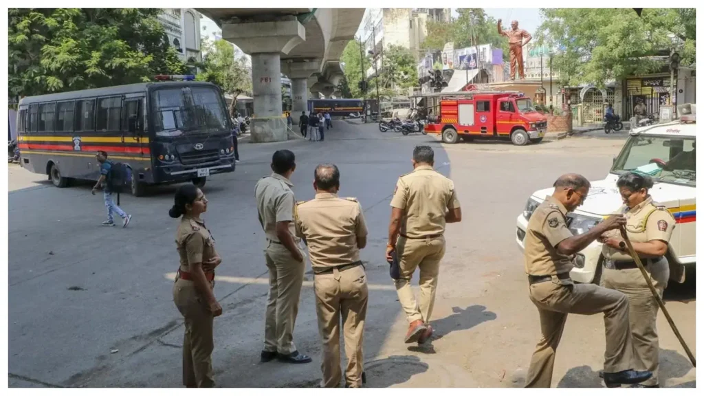 महाराष्ट्र में नागपुर हिंसा के बाद कर्फ्यू में ढील: घटना, कारण और सामाजिक प्रभाव