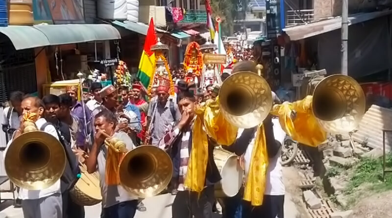 चेलहार माता मंदिर हंडिबा मेला में शोभायात्रा