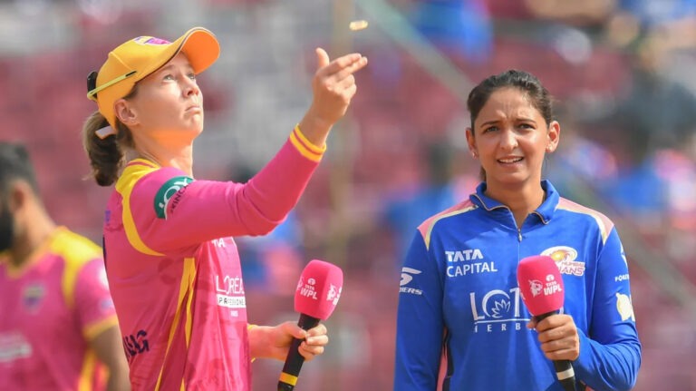 Warriorz vs Indians | मुंबई ने टॉस जीतकर चुनी गेंदबाजी