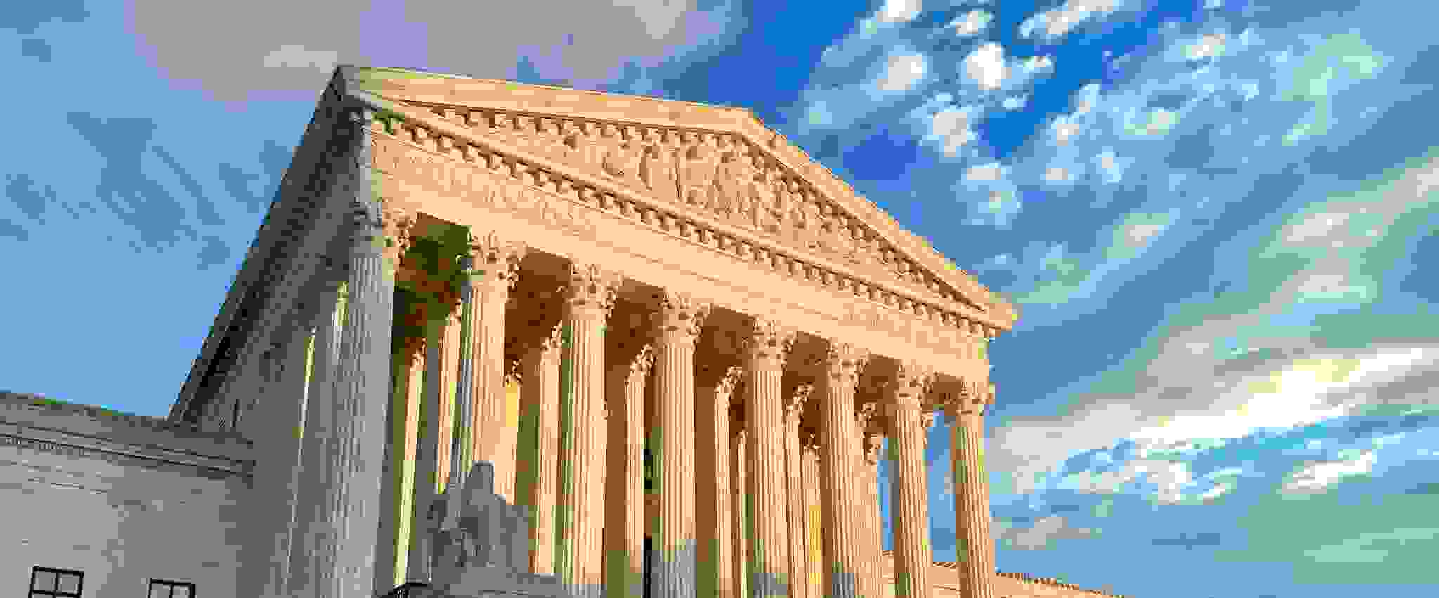 अमेरिकी सुप्रीम कोर्ट टैरिफ फैसला | ट्रम्प के 18% शुल्क रद्द, 10% नया टैरिफ लागू