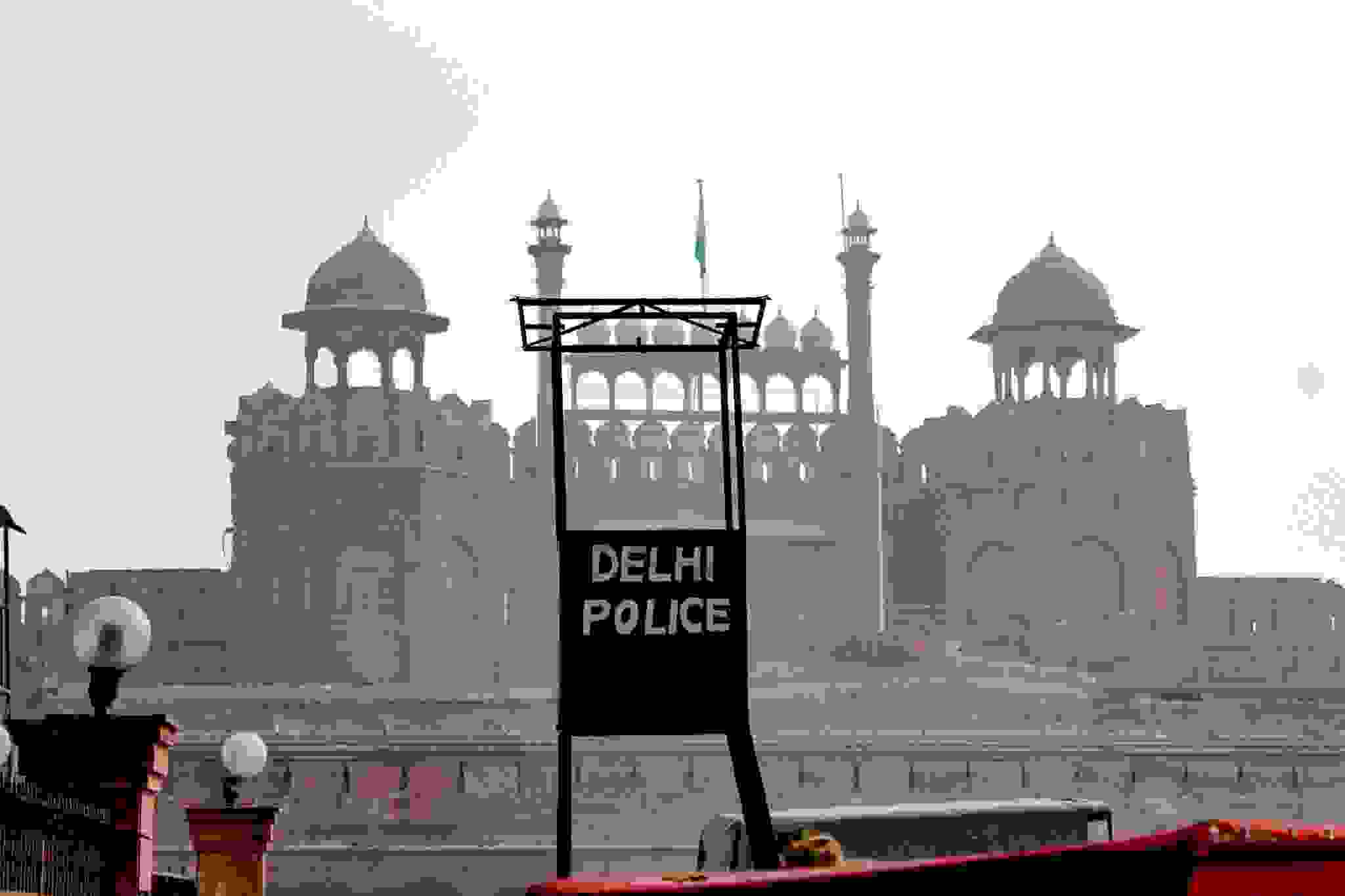 दिल्ली धमाका अलर्ट | लाल किला हाई सिक्योरिटी, चांदनी चौक में बढ़ी निगरानी