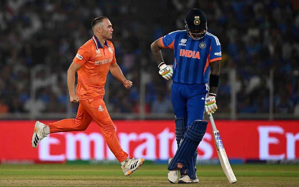 भारत की लगातार चौथी जीत | नीदरलैंड पर 17 रन से जीत नरेंद्र मोदी स्टेडियम में खेले गए टी20 वर्ल्ड कप मैच के दौरान भारत और नीदरलैंड के खिलाड़ियों की झलक।