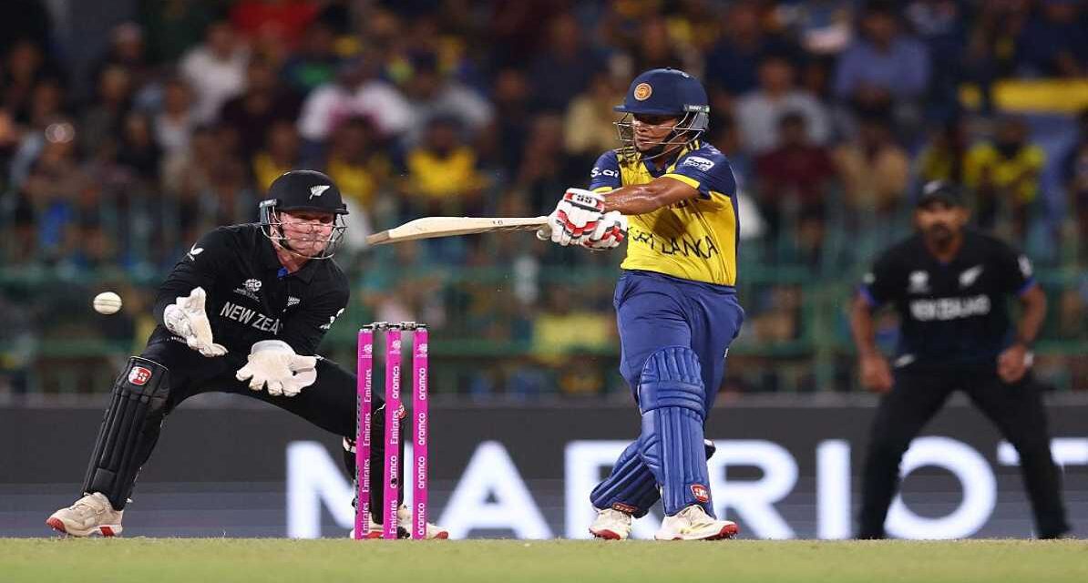 टी-20 वर्ल्ड कप सेमीफाइनल समीकरण | भारत की उम्मीदें बरकरार टी-20 वर्ल्ड कप सेमीफाइनल समीकरण सुपर-8 मैच दृश्य