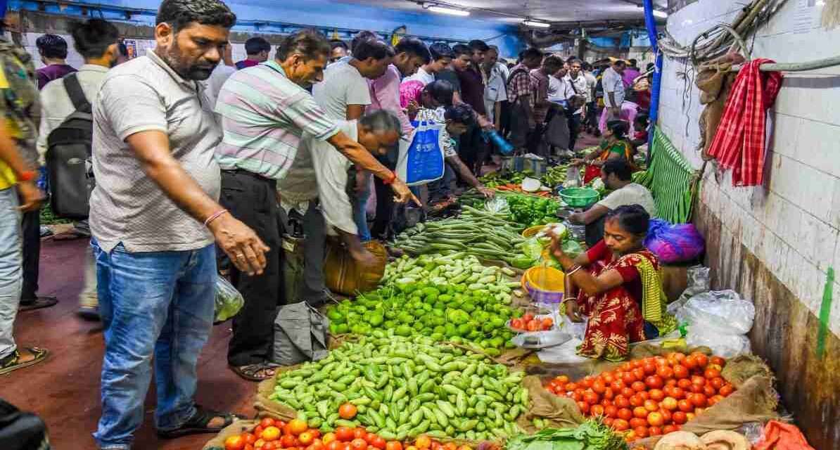 भारत में महंगाई अपडेट के दौरान सब्जियों की बढ़ती कीमतें