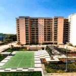 दिल्ली में GPRA रीडेवलपमेंट योजना के अंतर्गत बनाए गए आधुनिक सरकारी फ्लैट और आवासीय परिसर।