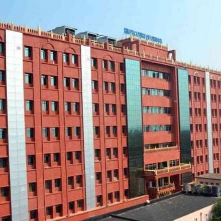 ओडिशा जासूसी केस में सिम कार्ड और ओटीपी धोखाधड़ी की जांच करती STF टीम का दृश्य