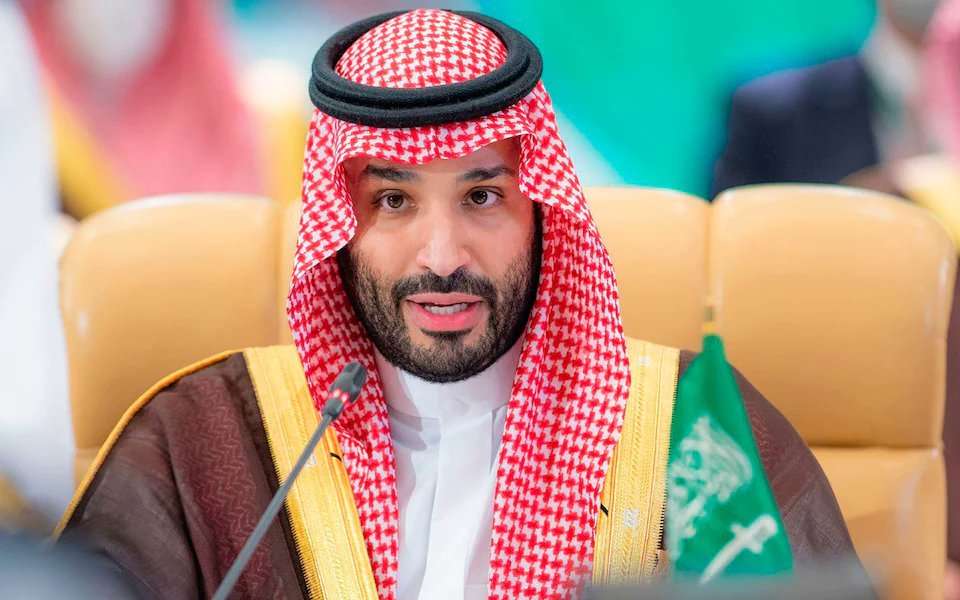 Saudi Arabia Oil Price Cut: सऊदी अरब ने कच्चे तेल की कीमतों में 26 वर्षों की सबसे बड़ी कटौती की
