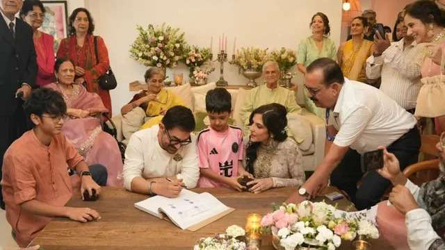 Aamir Khan Wedding :- आमिर खान और गौरी स्प्रैट ने रचाई शादी, इंटीमेट सेरेमनी की तस्वीरें हुईं वायरल