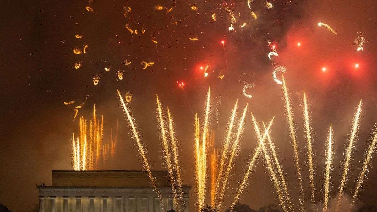 International news :- अमेरिका के 250वें स्वतंत्रता दिवस का जश्न बना प्रदूषण की वजह, आतिशबाजी के बाद कुछ समय के लिए दुनिया का सबसे प्रदूषित शहर बना वॉशिंगटन